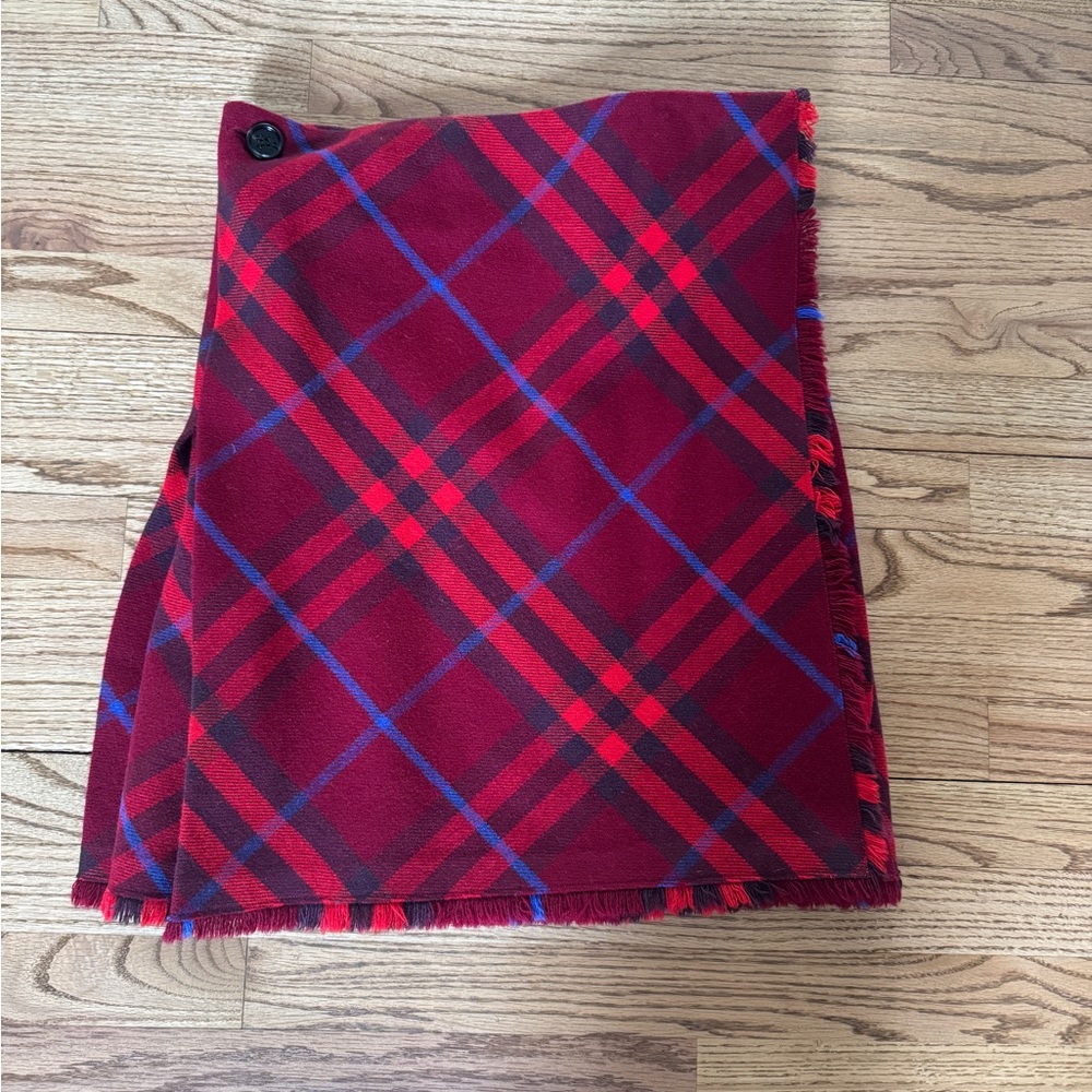 Authentic Burberry Red and Blue Wool Plaid Checked Kilt Skirt. Size 8 - Picture 2 of 8